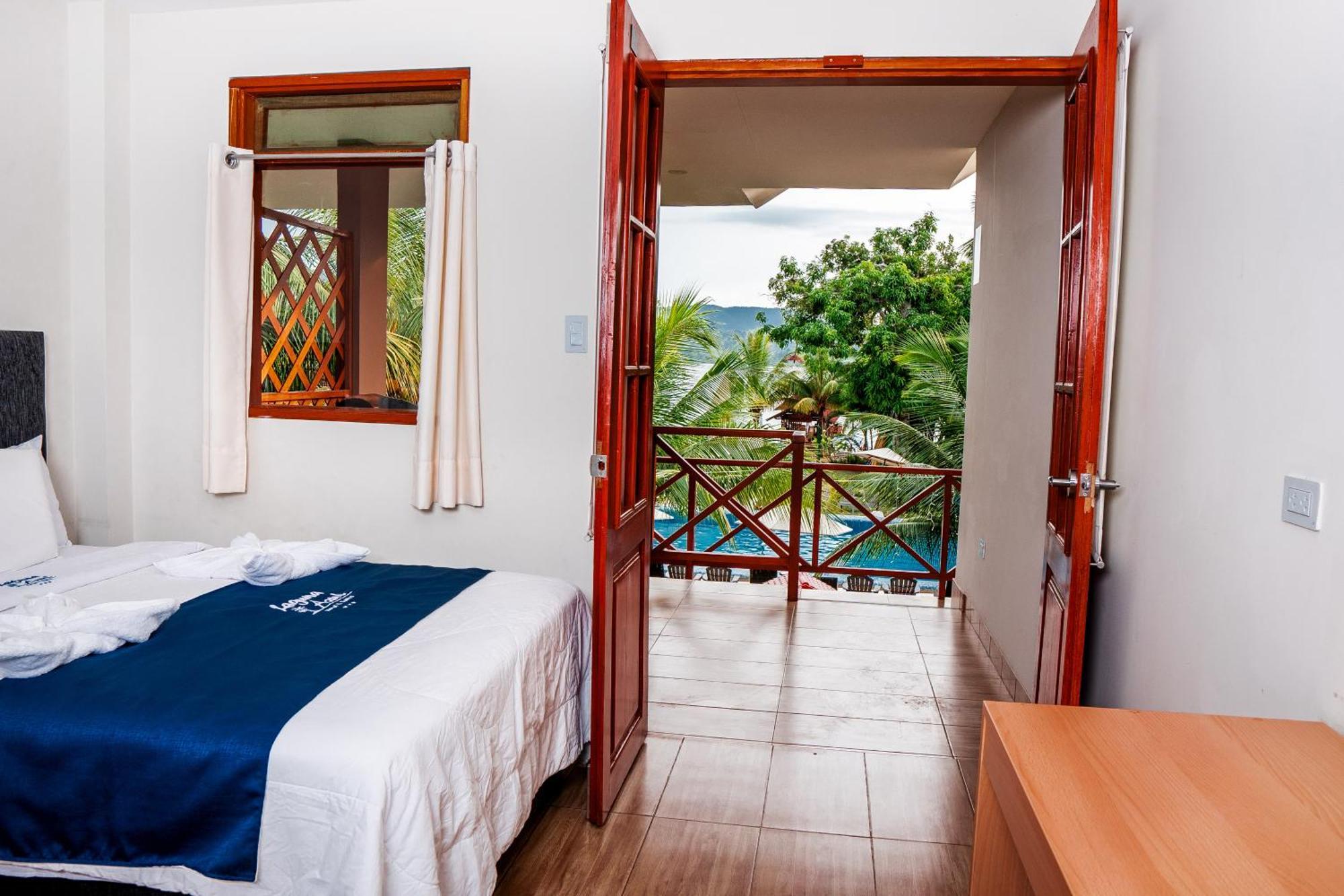 Laguna Azul Hotel & Suites Sauce 외부 사진