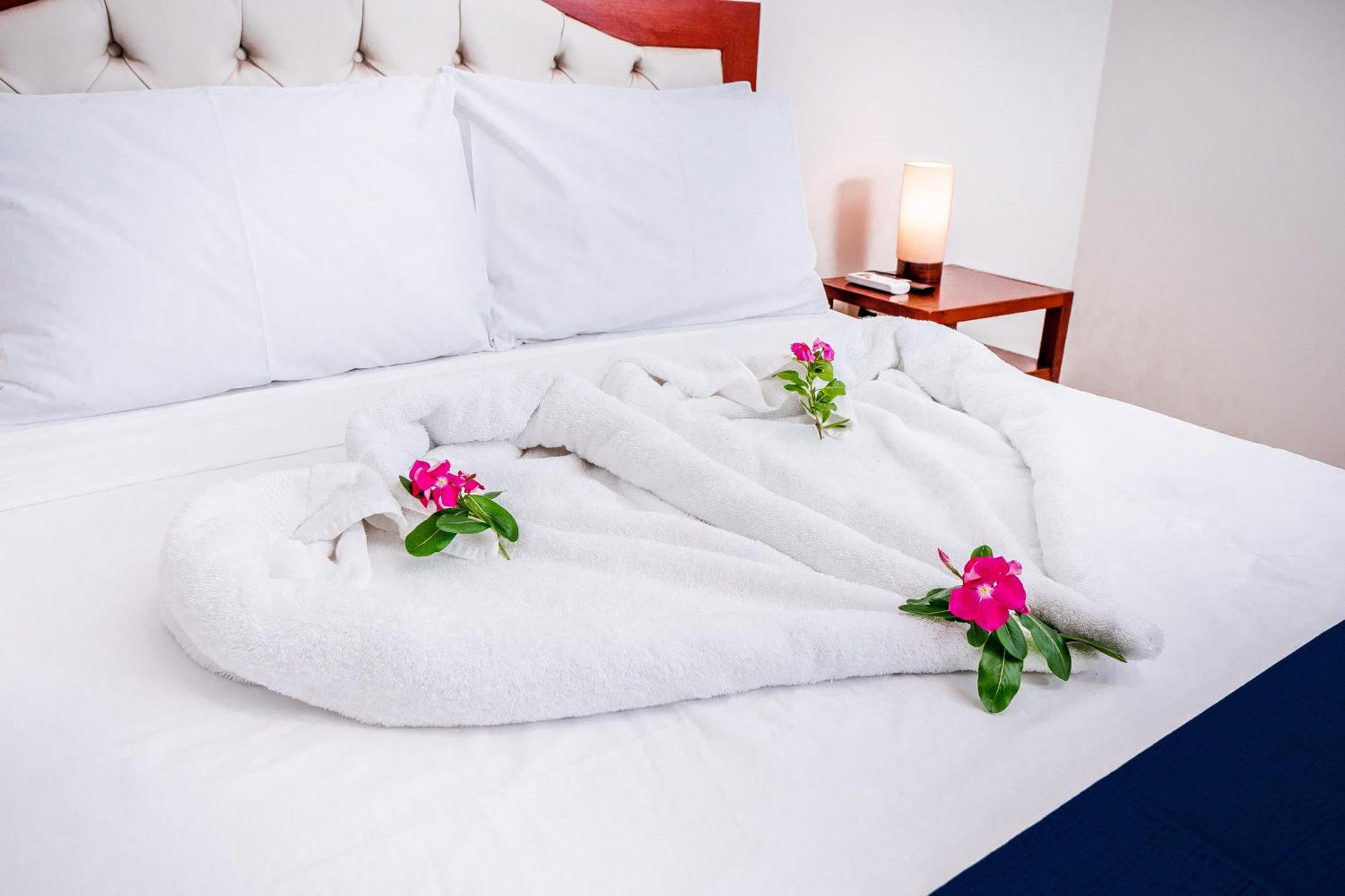 Laguna Azul Hotel & Suites Sauce 외부 사진
